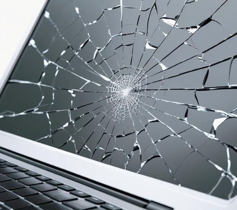 ordinateur écran fissuré